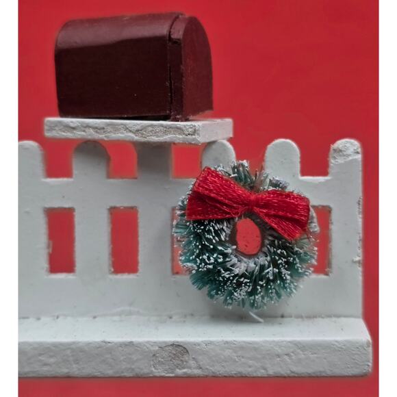6 Cobblestone Corners Accessories Christmas Village White Fence Wreaths Mailbox - Picture 5 of 5